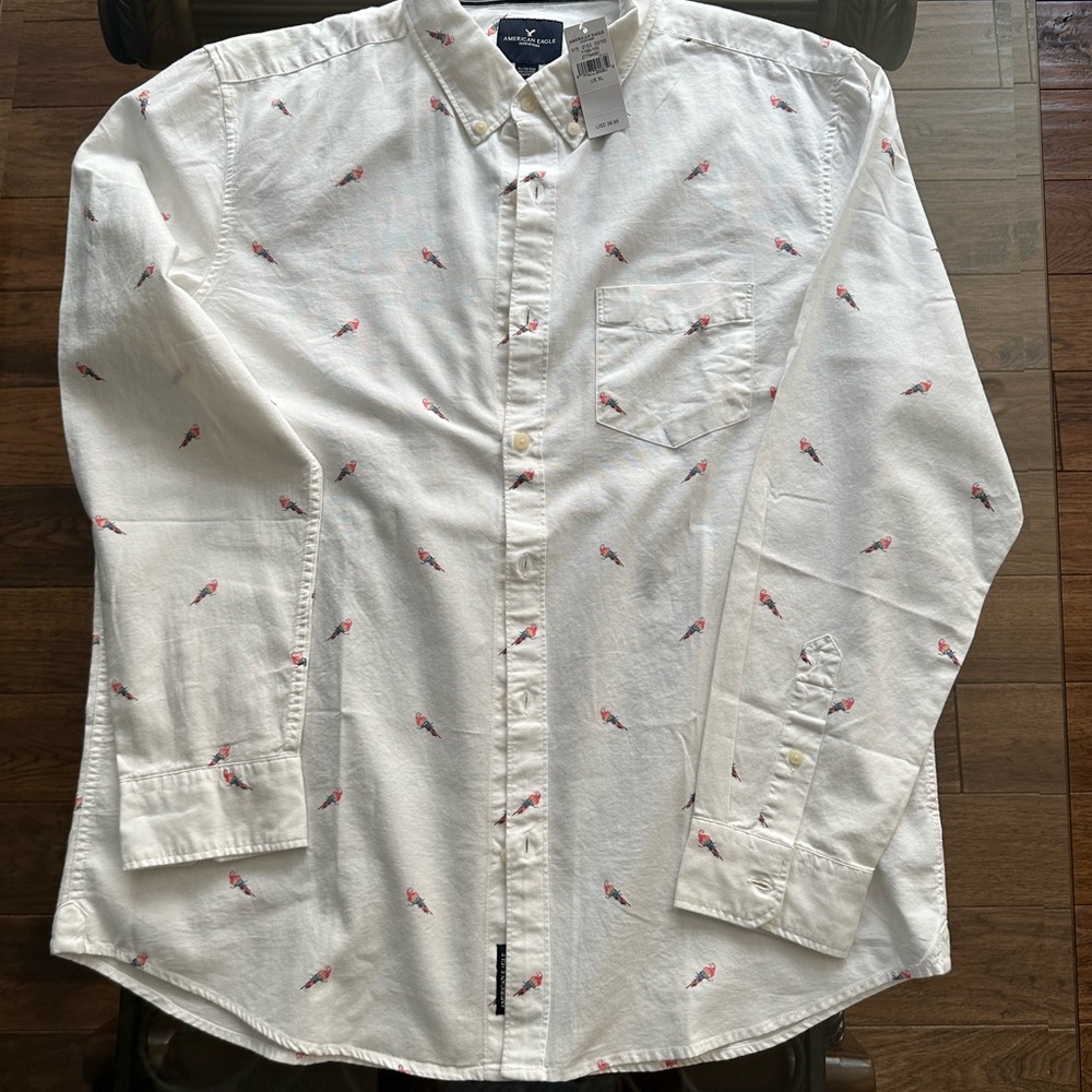 American Eagle Outfitters White Casual Button Down Shirt